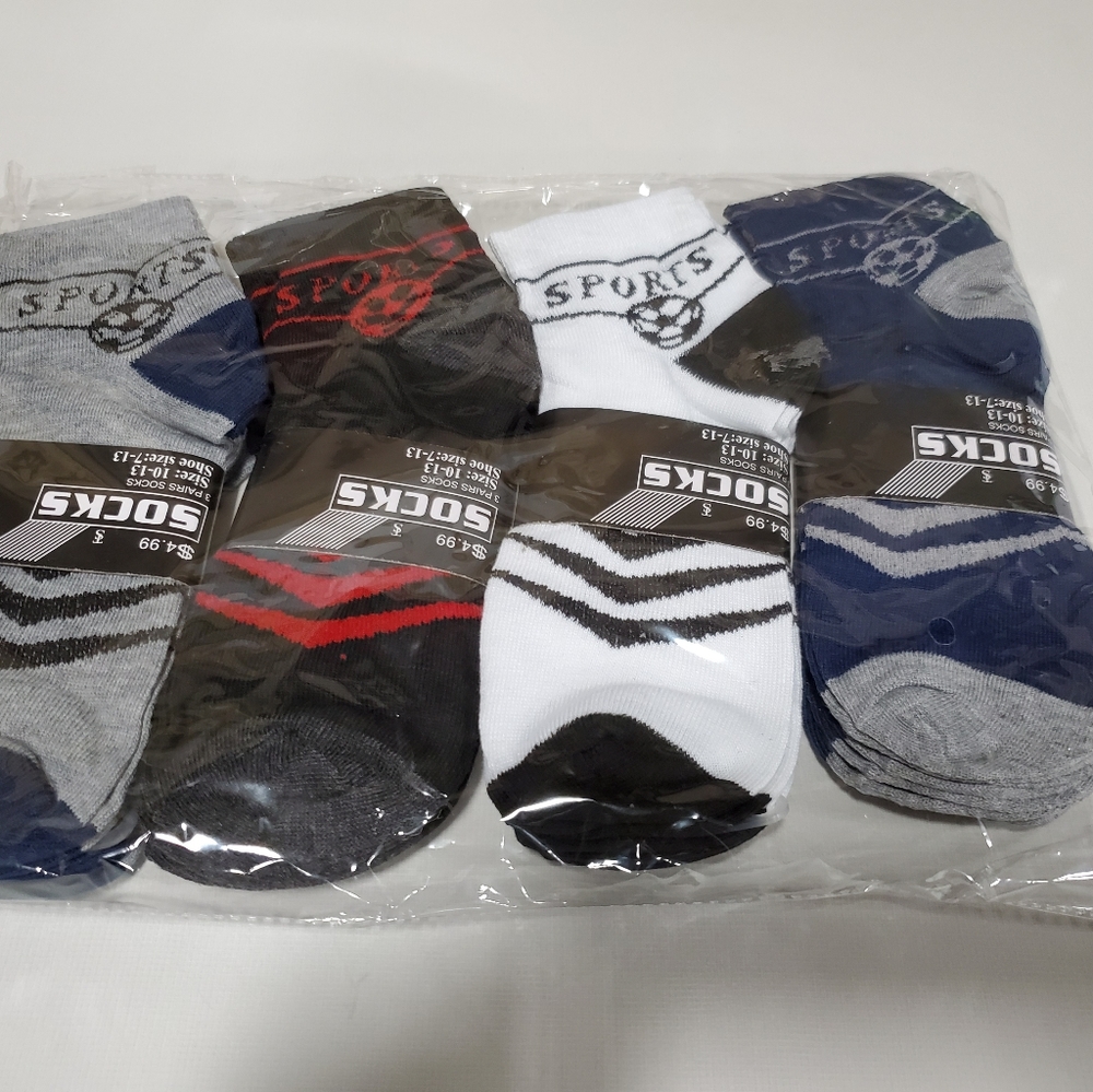 12 pairs of Men's socks